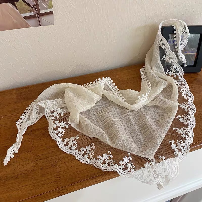 Travel Accessories Aesthetic - แฟชั่นลูกไม้สามเหลี่ยม Headscarf โรแมนติกดอกไม้ลูกไม้ผมผ้าพันคอ Wraps Travel Photo